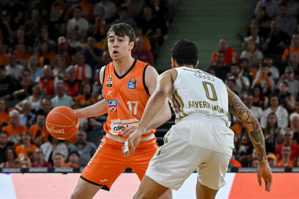 在这个对比 在这个对比